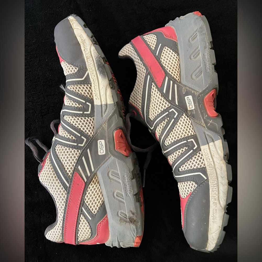 Salomon Trail Running shoes (No box)